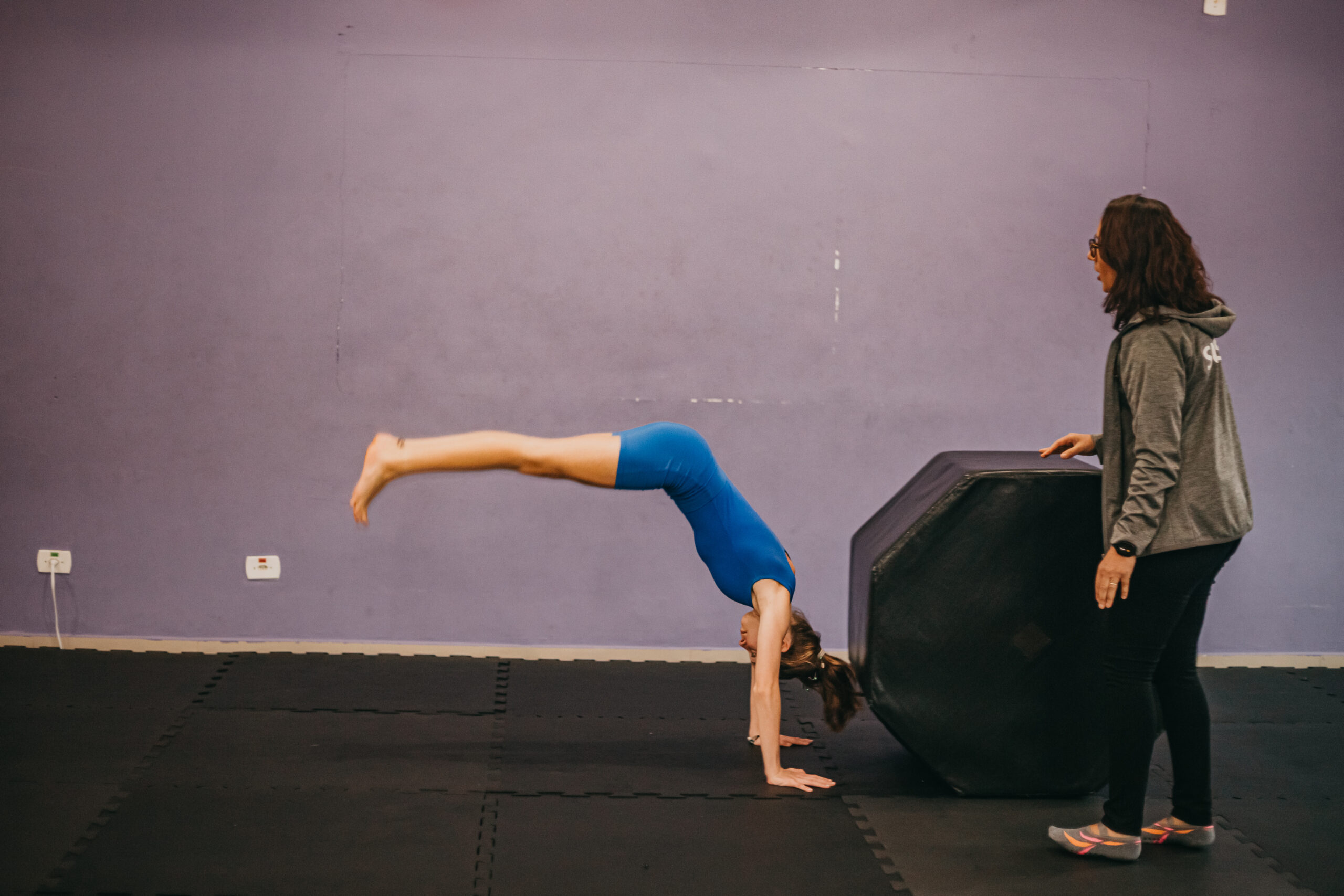 Foto Ezeni aluna rolo